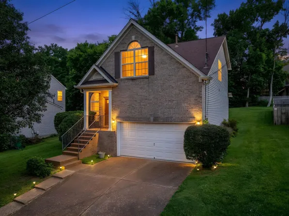 3704 Portsmouth Ct, Old Hickory, TN 37138