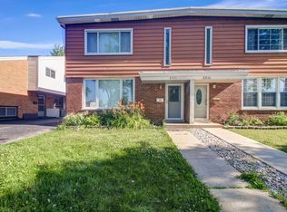8920 W Emerson St, Des Plaines, IL 60016
