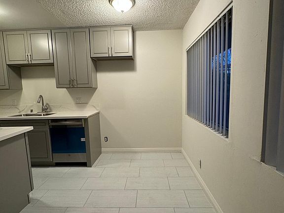 Eat-in area of kitchen