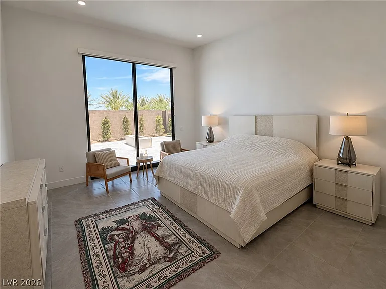 5040 Terramont Dr — Photo 15