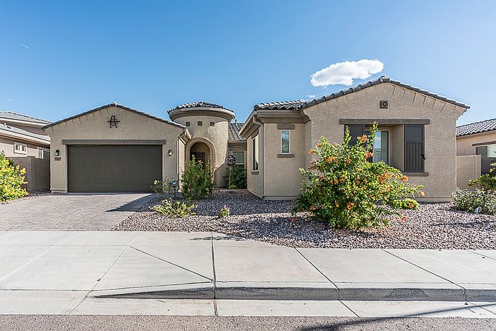1st image of 10107 W Spur Dr