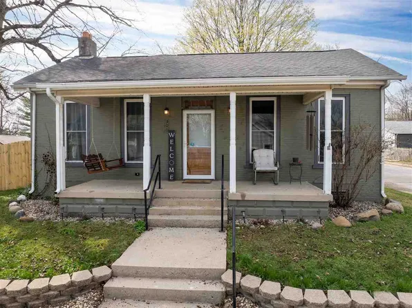 300 S Morton Ave, Centerville, IN 47330