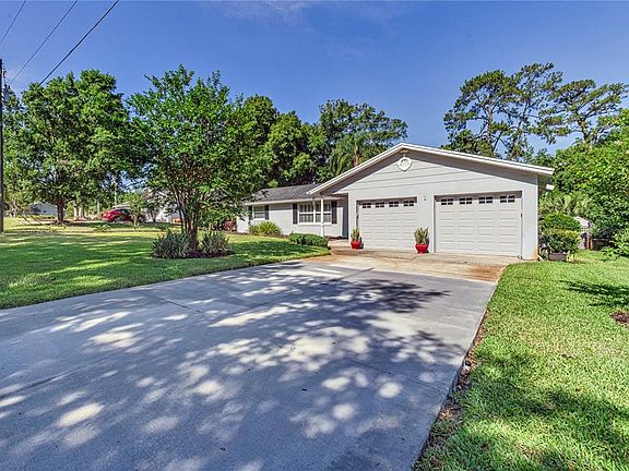 2nd image of 2340 Clay Ct
