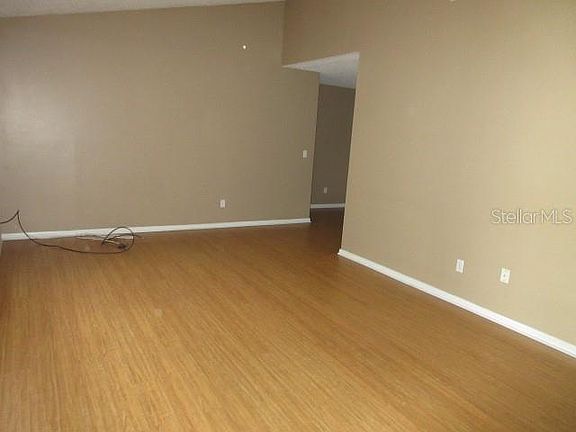3rd image of 1752 Cinnamon Cir