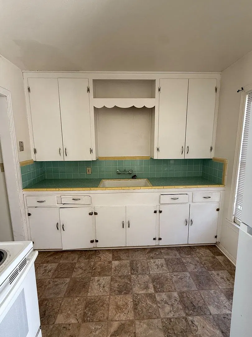 House For Rent 5180 Chambers St, Beaumont, TX 77705 — Photo 3