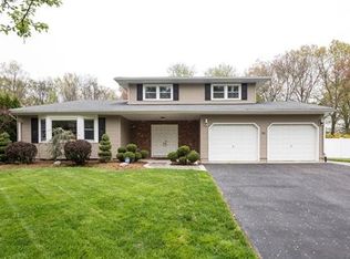 81 Stratford Rd, East Brunswick, NJ 08816