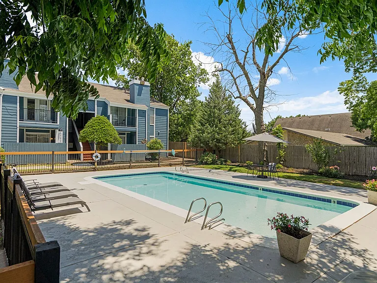 Harper's Lodge Apartments - Don't Miss Out Save Up to $300 When You Move In! — Photo 6