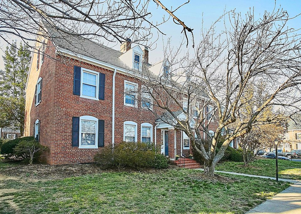 1st image of 4520 36th St S APT A1
