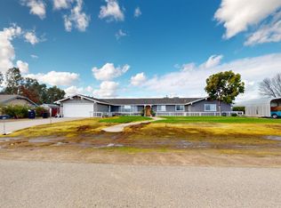 14746 Huntington Rd, Madera, CA 93636