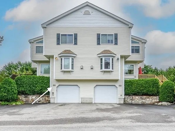 1304 Old Bridge Ln, Bellingham, MA 02019