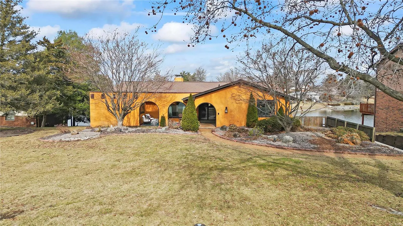 1709 Saint Andrews Dr photo 1