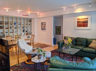 131 Mount Auburn St #104, Cambridge, MA 02138
