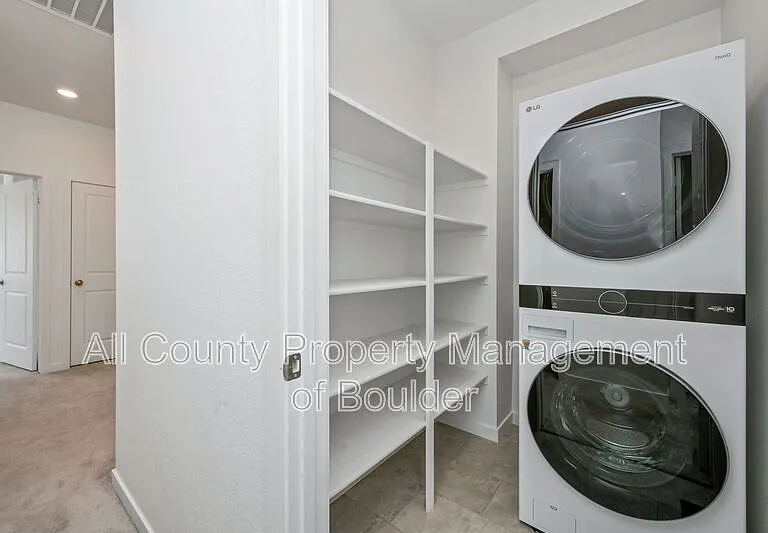 1432 Sanitas Ln — Photo 16