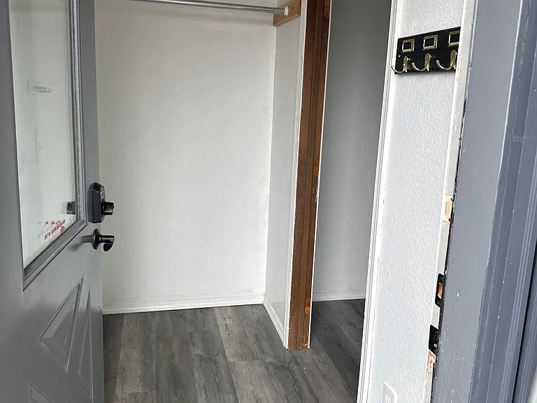 39034 Strawberry Ct #4 — Photo 3