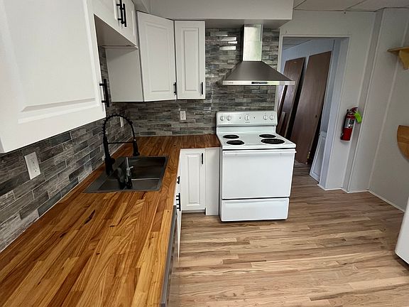 4th image of 214-216 W Madison St Unit 216-2