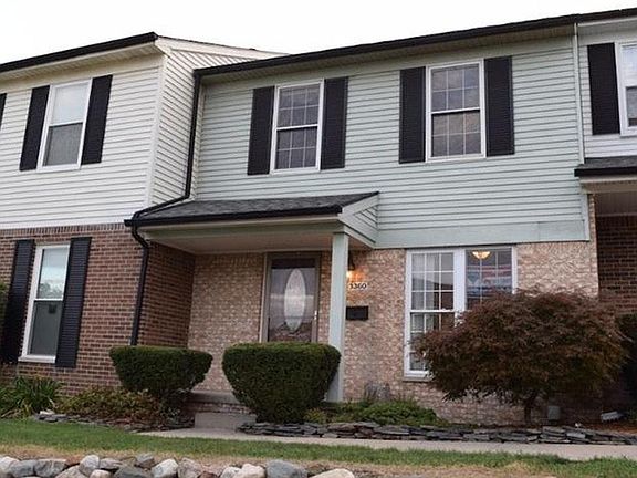 2nd image of 3360 Burbank Dr
