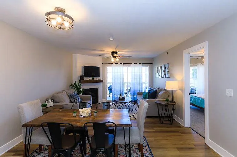 315 Highland Shores Dr — Photo 2