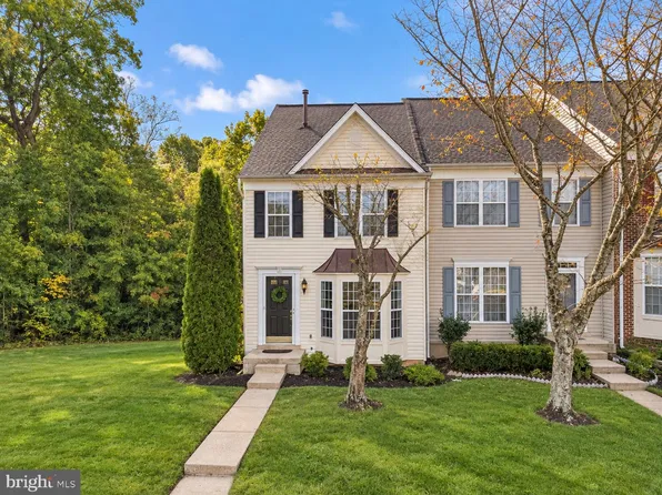 4461 Torrence Pl, Woodbridge, VA 22193