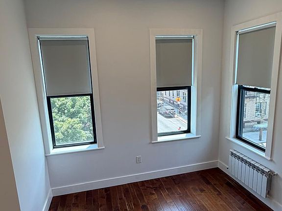 3rd image of 6001 70th Ave #3R