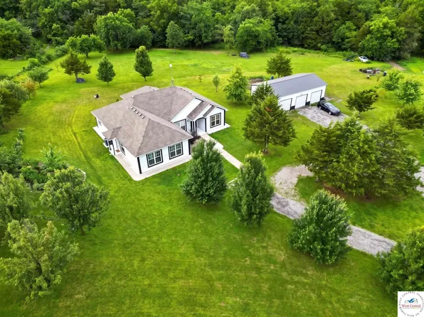 19883 Mather Rd, Sedalia, MO 65301
