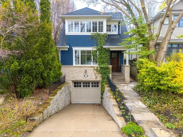 41 Burnet St, Oakville, ON L6K 1B6