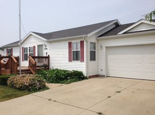 926 Stevens Trl, Monroe, MI 48161