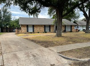 2838 Alan A Dale, Irving, TX 75061