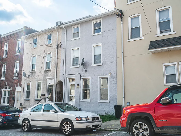 131 Ripka St — Photo 5