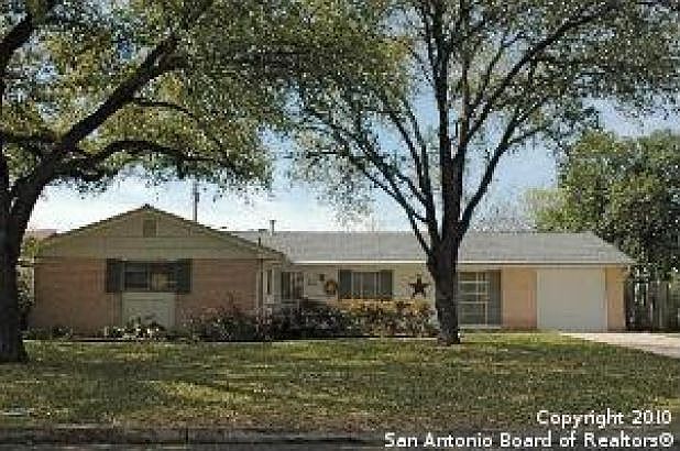 1st image of 3722 Highcliff Dr