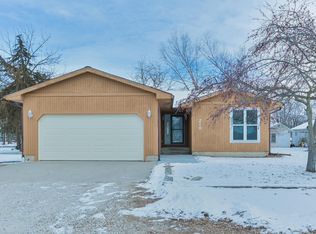 218 S River St, Cambridge, IA 50046