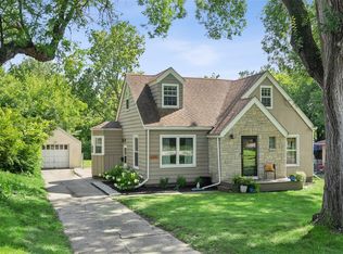 6350 Center St, Des Moines, IA 50312