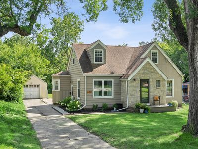 6350 Center St, Des Moines, IA, 50312