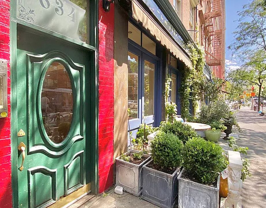 1st image of 634 Hudson St APT F2