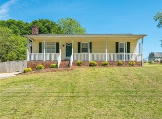 4506 Greenwood Dr, Gastonia, NC 28052