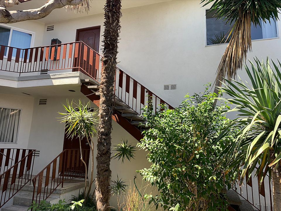 1st image of 2660 Highland Ave #6