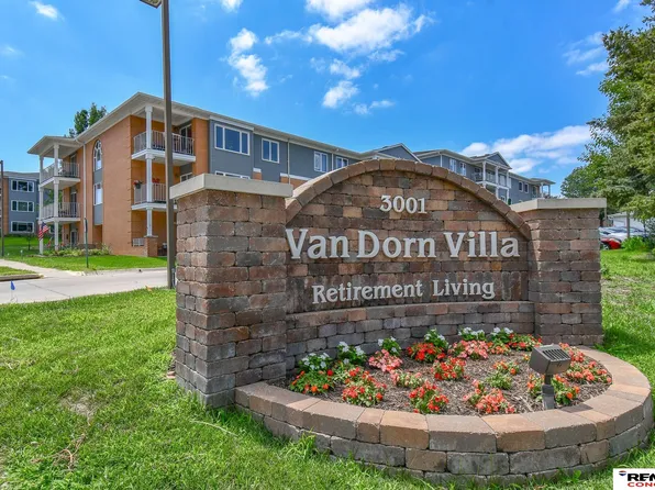 3001 S 51st Street Ct Unit 467, Lincoln, NE 68506
