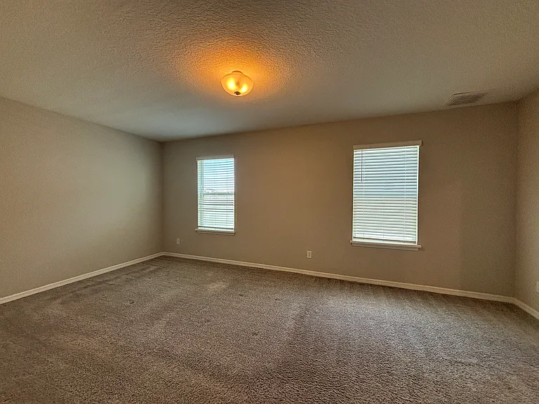 5553 Vigo Loop — Photo 45