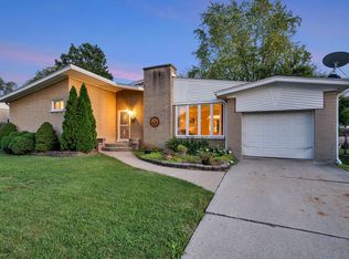 336 E 24th St, Chicago Heights, IL 60411