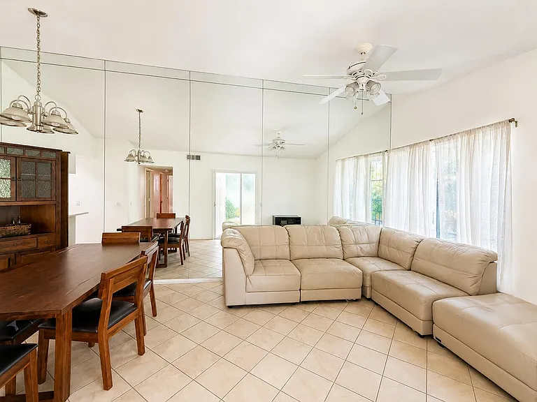 125 Waterside Dr #125 — Photo 10