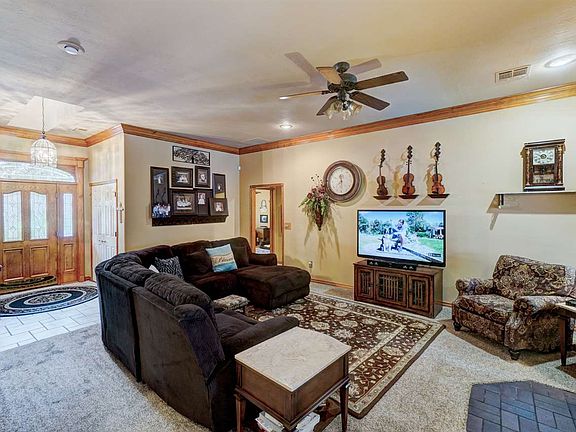 5th image of 7608 NW Tonbridge Pl