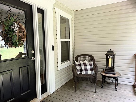 5th image of 227 Clarkesville Heights Dr