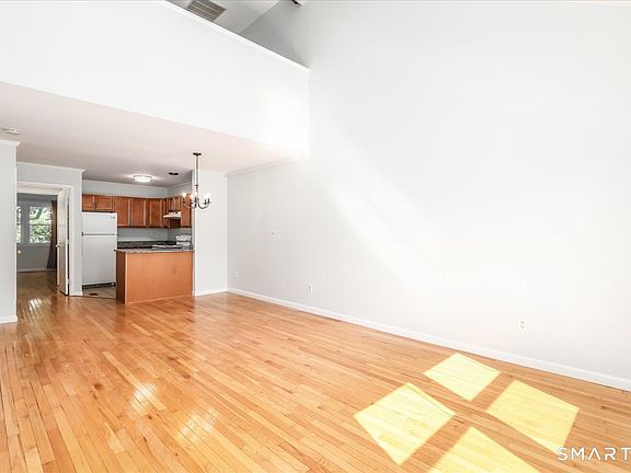 4th image of 93 Ellsworth Street #208