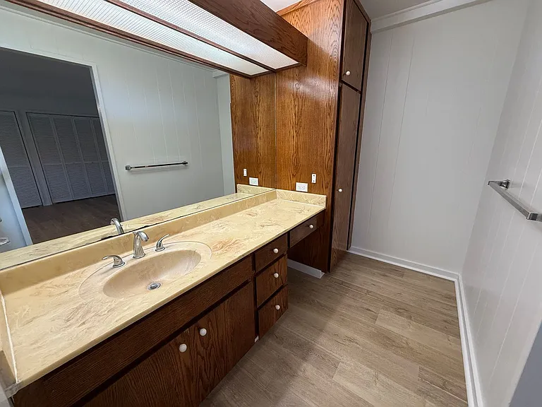 35 Country Club Rd — Photo 15