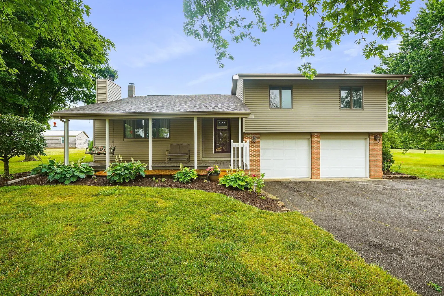6250 Houseman Rd photo 1