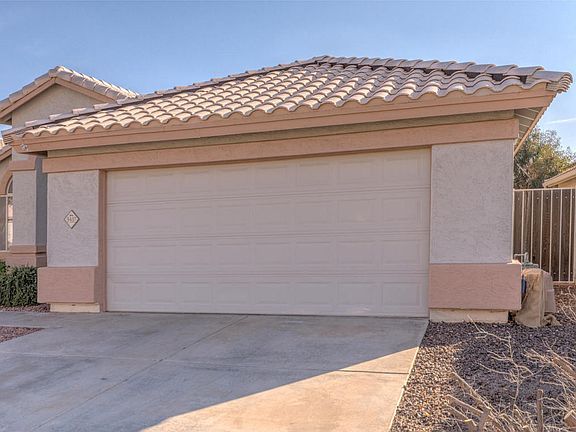 3rd image of 3437 E Kerry Ln