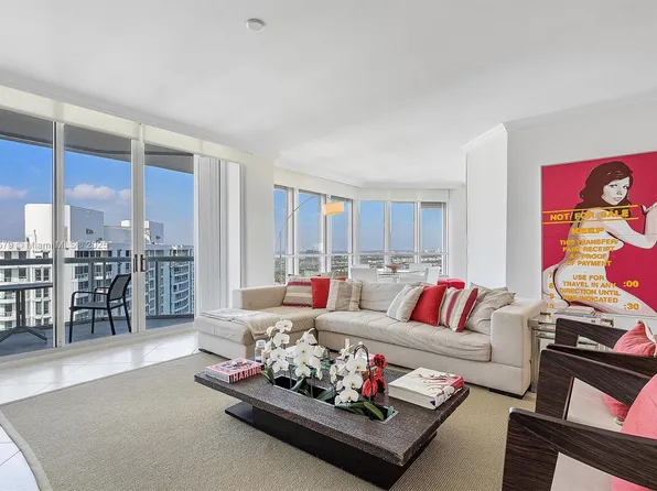 21150 Point Pl #Penthouse 3105, Miami, FL 33180