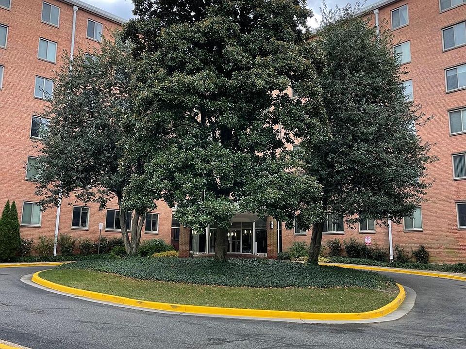 1st image of 3000 Spout Run Pkwy APT A110