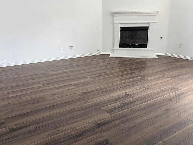 7721 Shasta Dr — Photo 11