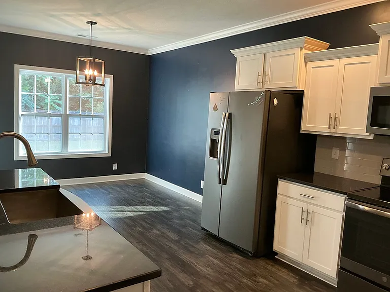374 Rye Dr — Photo 5