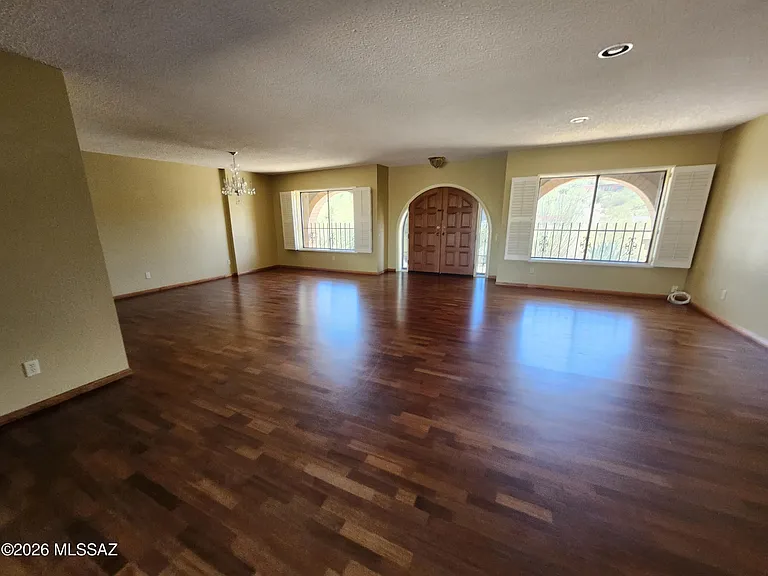 4841 N Paseo Presidio — Photo 5